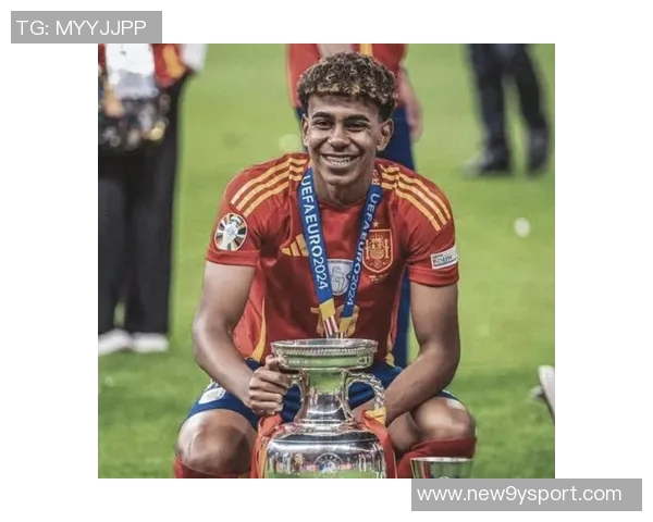 加维社媒祝佩德里生日快乐愿你在巴萨继续闪耀青春岁月