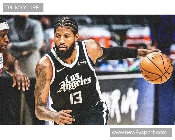 乔治表现出色半场7投4中三分球命中3个贡献13分3篮板2助攻