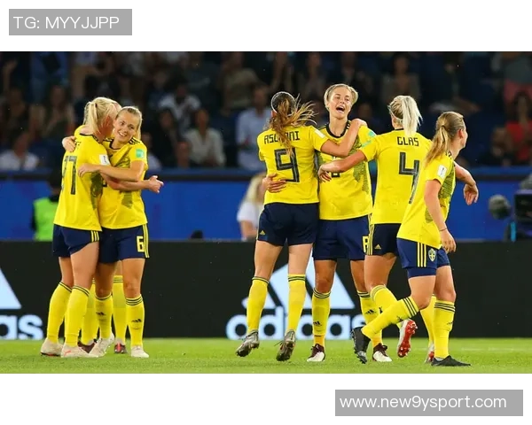 弗罗伦肖赛后道歉因侮辱埃尔莫索母亲事件引发关注 弗罗伦肖赛后道歉因侮辱埃尔莫索母亲事件引发关注